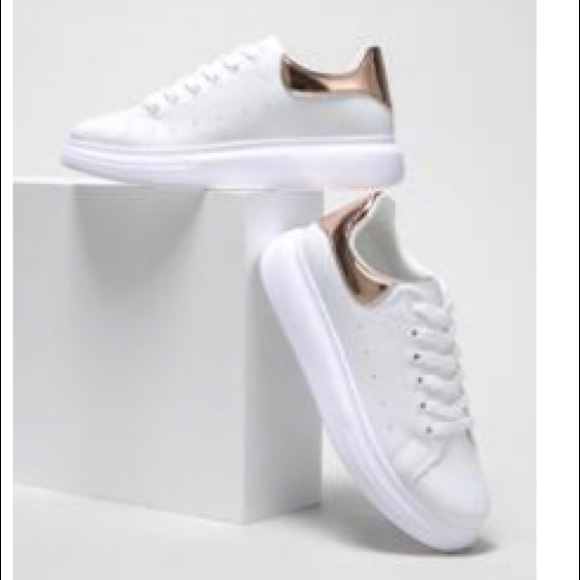 Sneakers - Picture 1 of 2